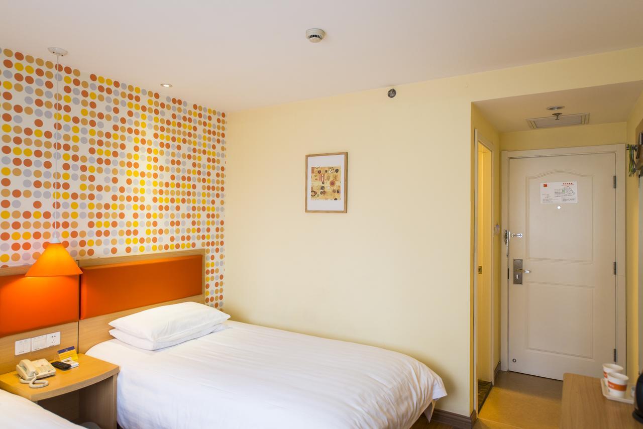Home Inn Chongqing Nanping Pedestrian Street Branch Екстер'єр фото